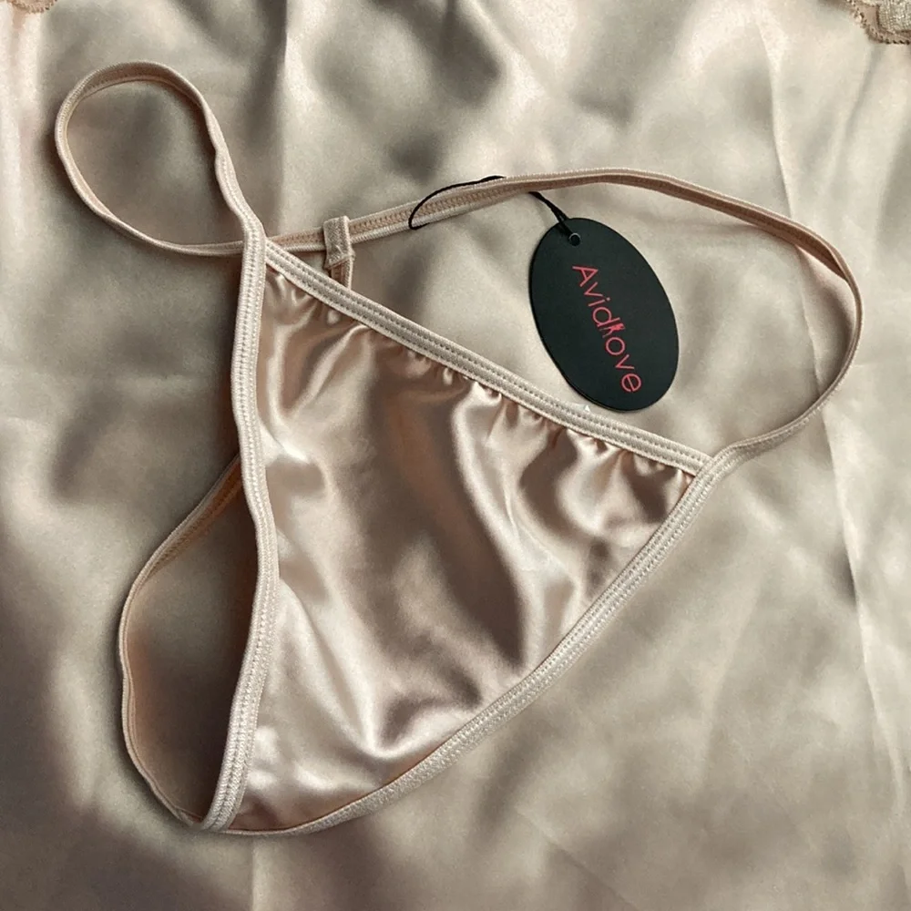 Lingerie Set - Picture 3 of 3
